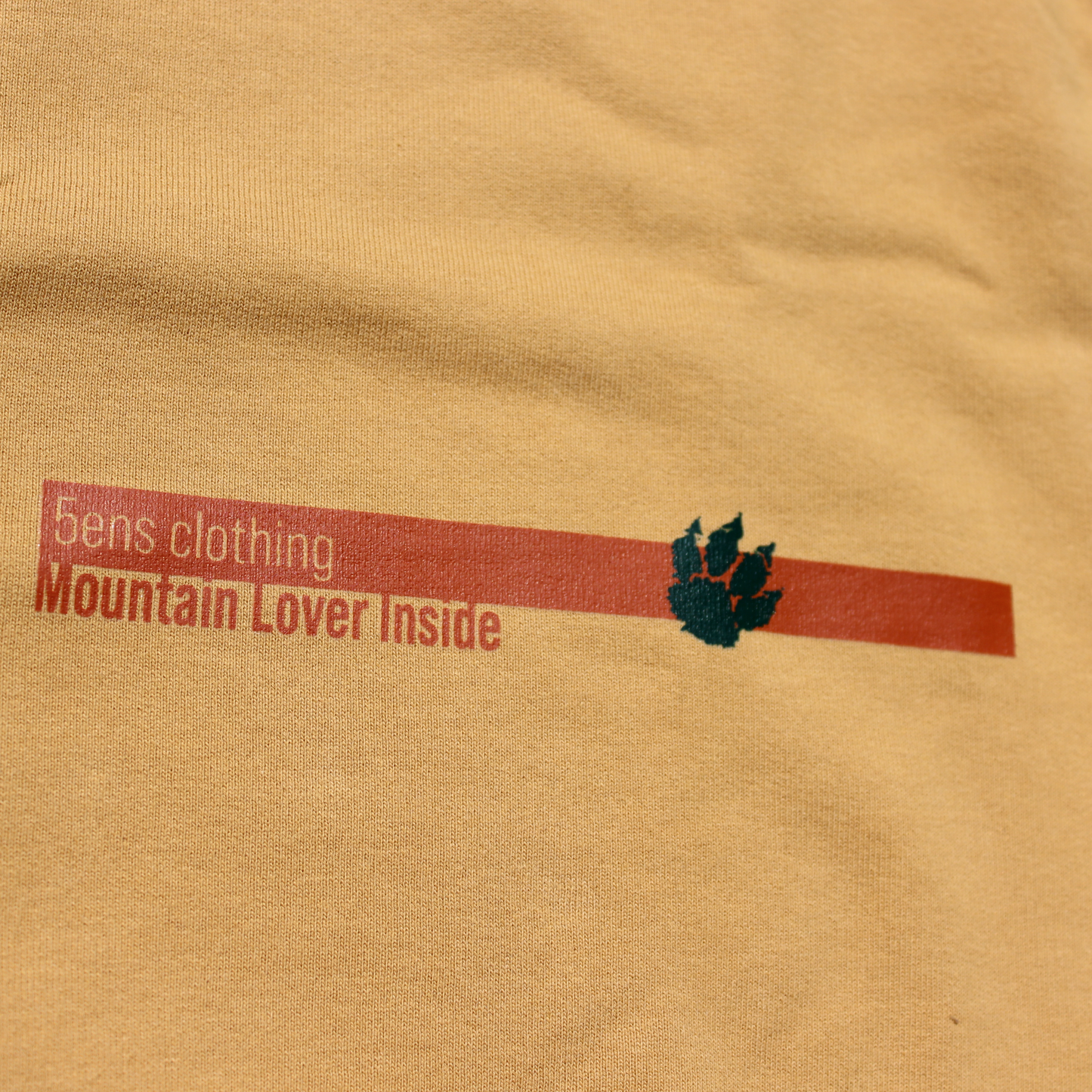 sweat shirt-Mountain lover-loup