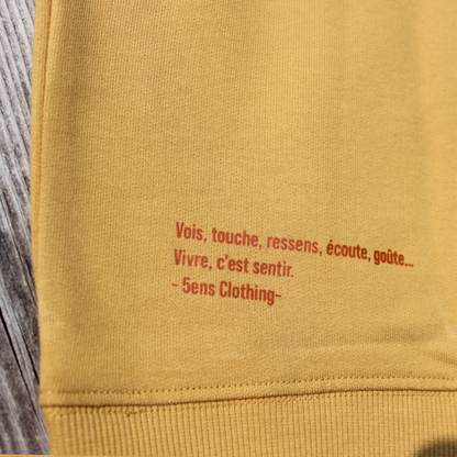 sweat shirt Mountain lover crewneck faded mustard dos