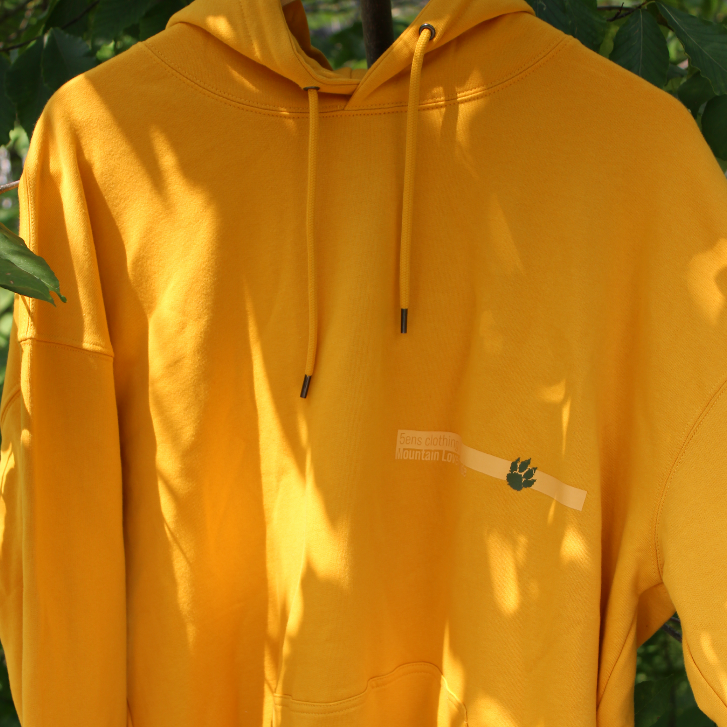 sweat shirt à capuche -Mountain lover-loup
